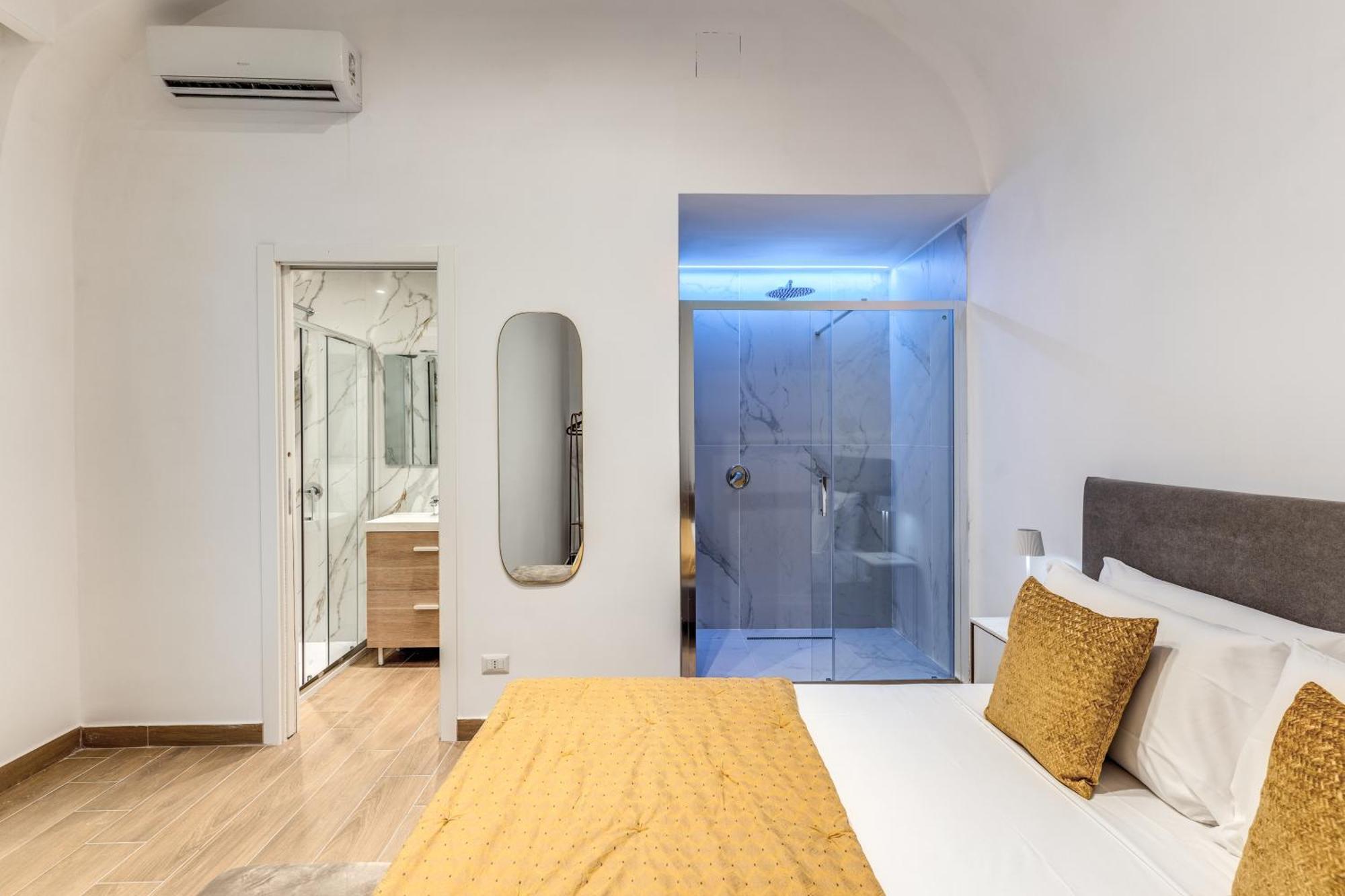 Domus Partenopea Affittacamere