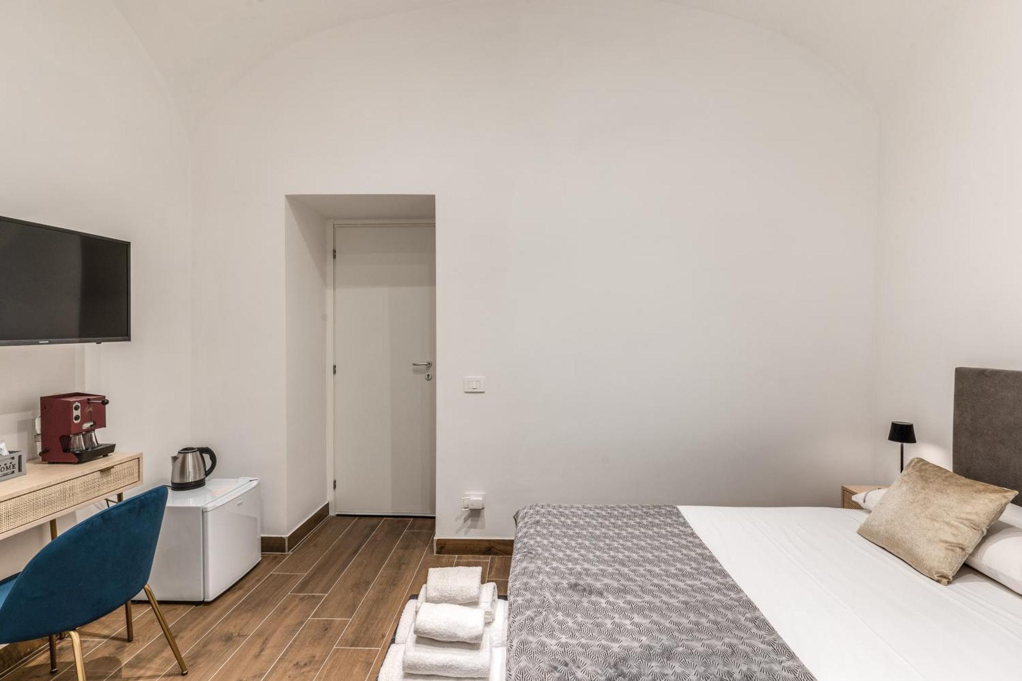 Affittacamere Domus Partenopea *